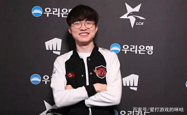 阿森纳成为第二支，在小组赛／联赛阶段10连胜的英伦球队